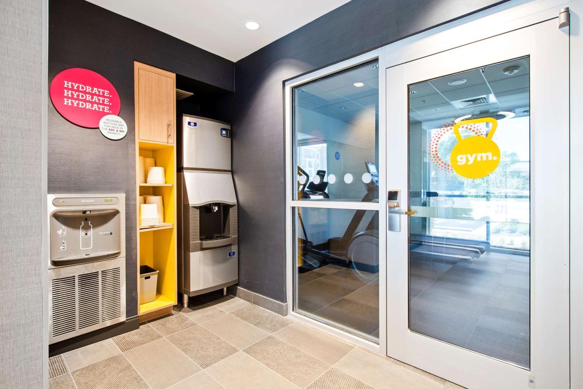 Tru By Hilton Chapel Hill Hotel Ngoại thất bức ảnh