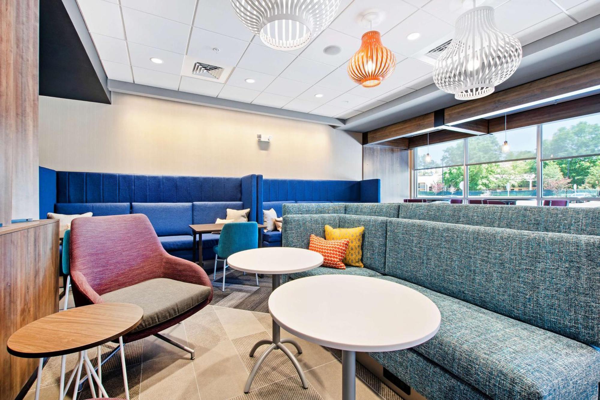 Tru By Hilton Chapel Hill Hotel Ngoại thất bức ảnh