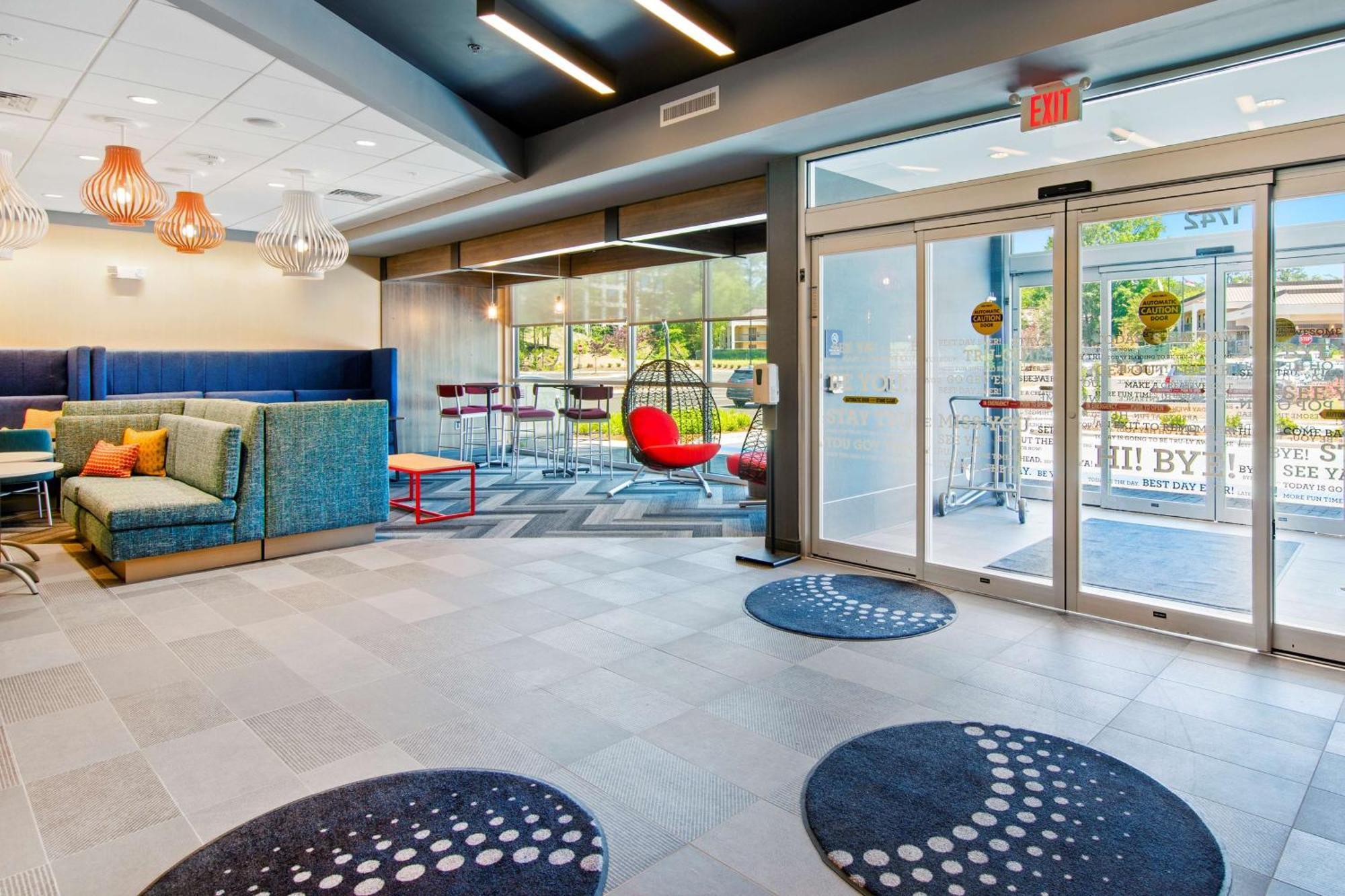 Tru By Hilton Chapel Hill Hotel Ngoại thất bức ảnh